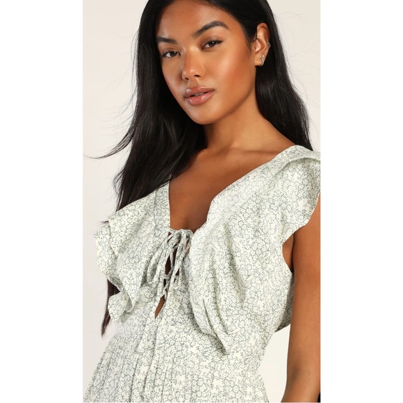 Lulus Women’s Romance In Bloom Floral Ruffle Dress Ditsy Sage Large - Picture 2 of 7